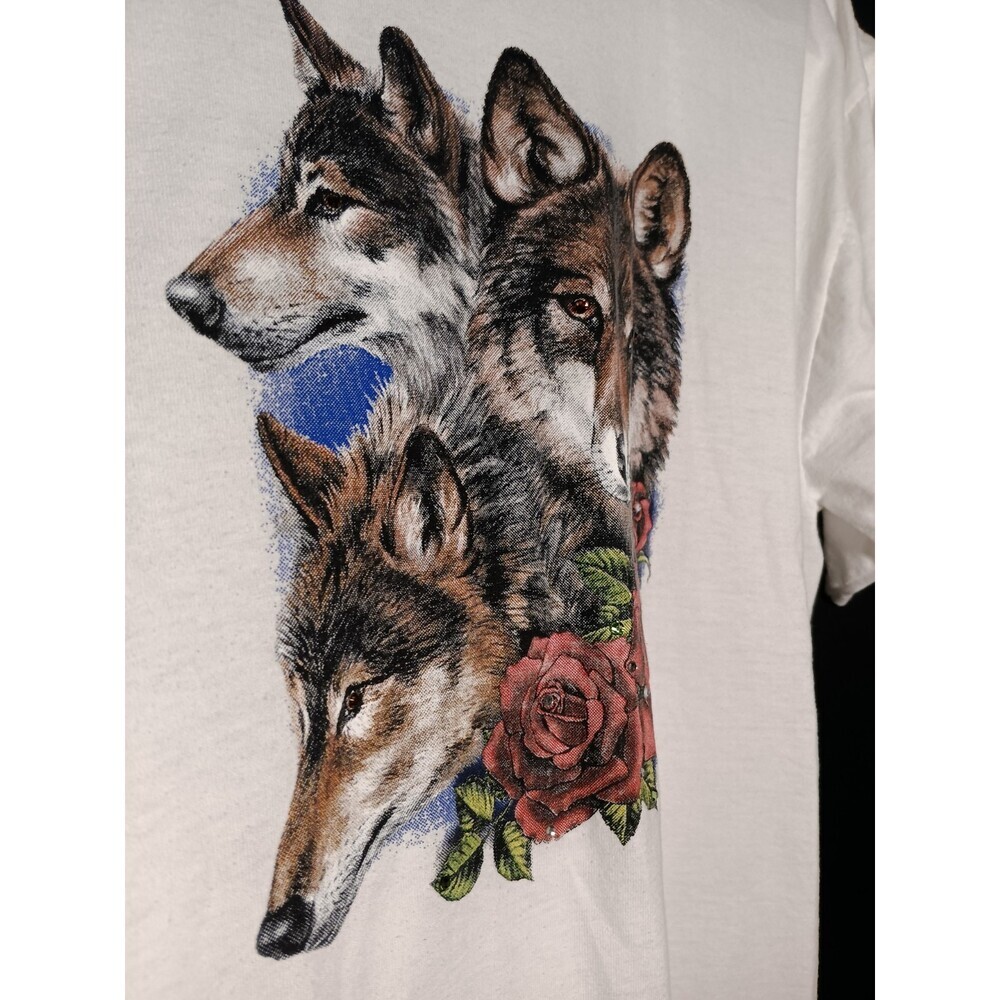 Wolf Trio Bling Eyes Roses White Graphic Shirt Women’s Large Streetwear Y2K Tee - Picture 3 of 5